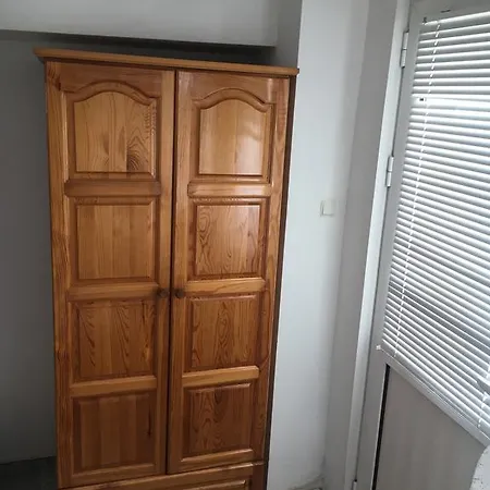 דירה Two Bedroom In פרימורסקו