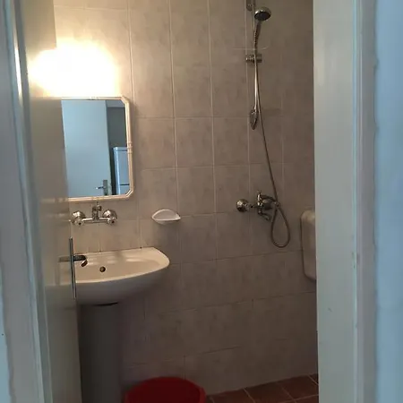 Two Bedroom In פרימורסקו